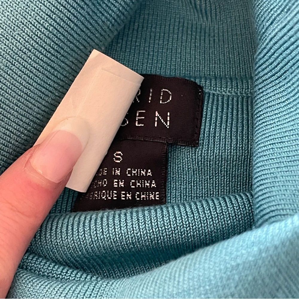 VINTAGE Sigrid Olsen Teal Silk Blend Turtleneck- Luxe Classic Size Small 💎 - Picture 8 of 14